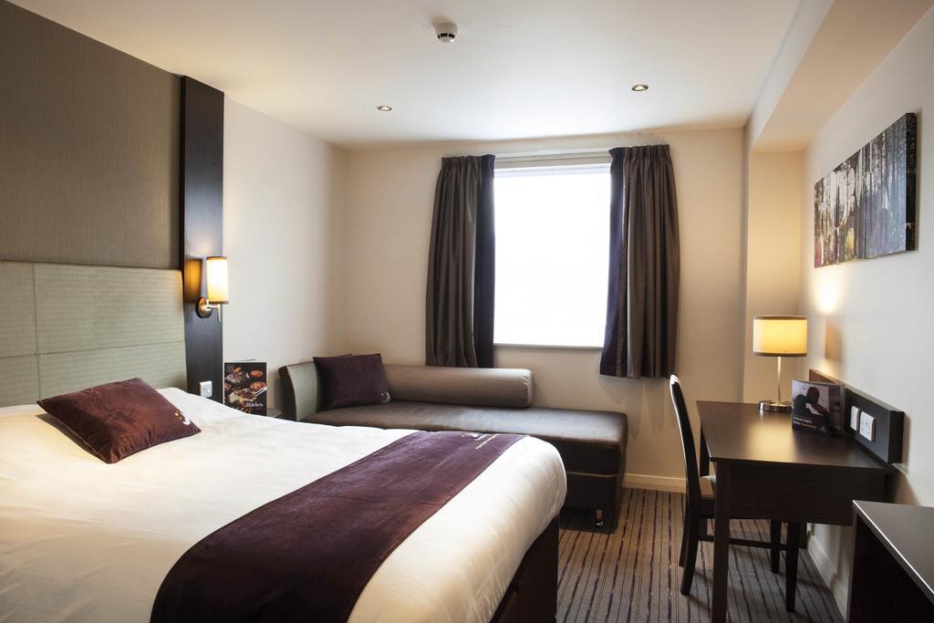 Premier Inn London Wimbledon South Pokój zdjęcie