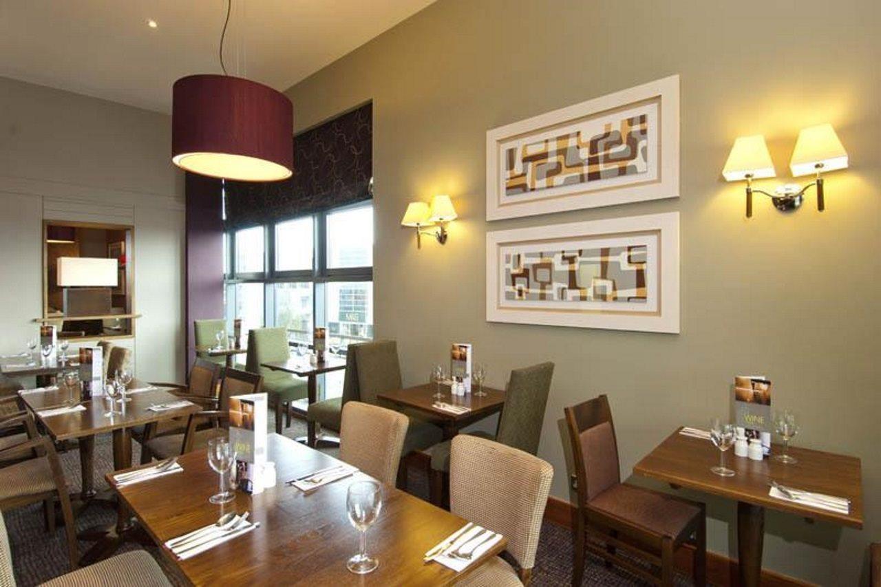 Premier Inn London Wimbledon South Zewnętrze zdjęcie