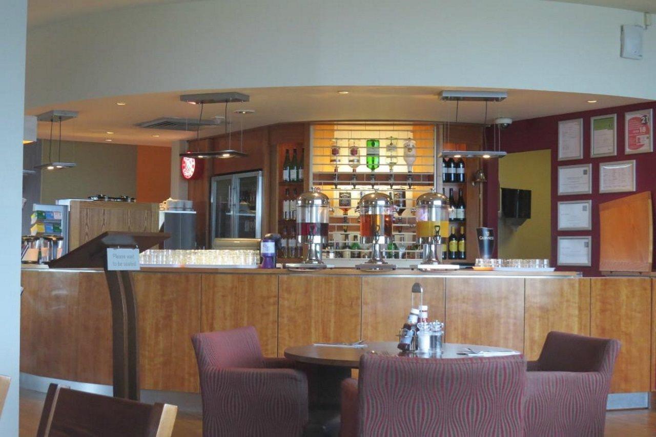 Premier Inn London Wimbledon South Zewnętrze zdjęcie