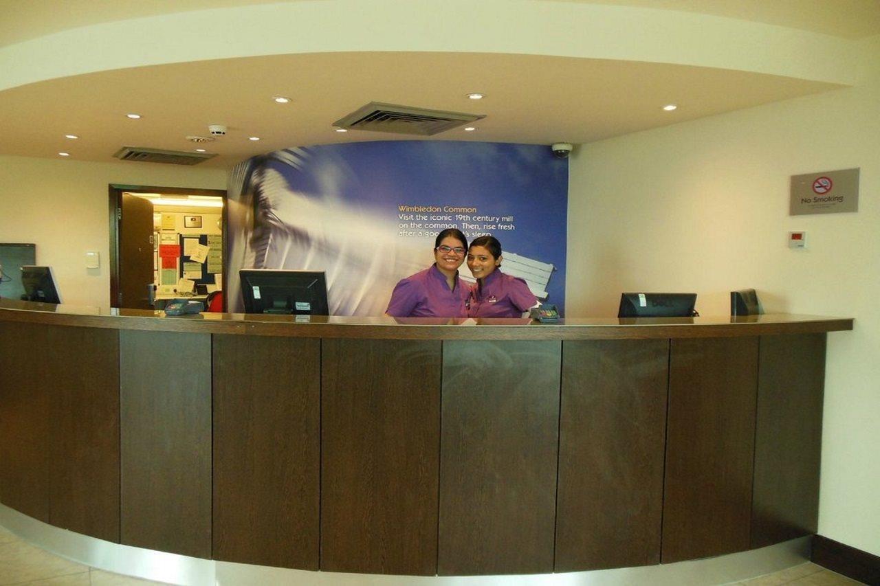 Premier Inn London Wimbledon South Zewnętrze zdjęcie